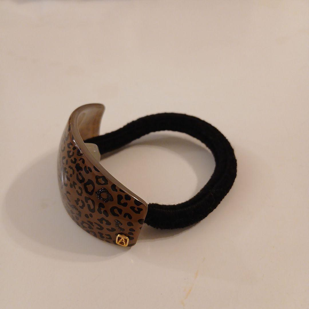 アレクサンドルドゥパリのヘアゴム