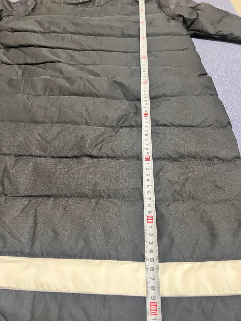 adidas ブラック ベンチコート ストライプ