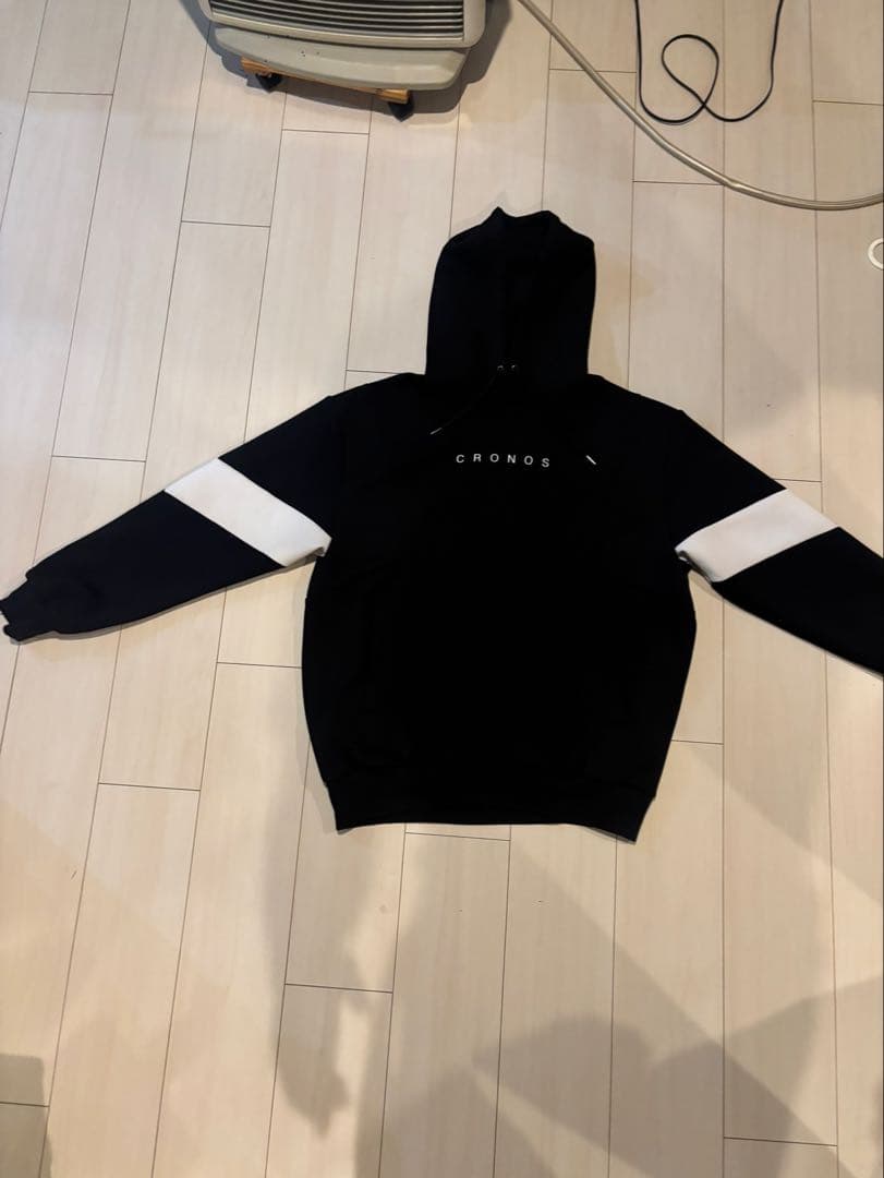 CRONOS ブラック/ホワイト パーカー S