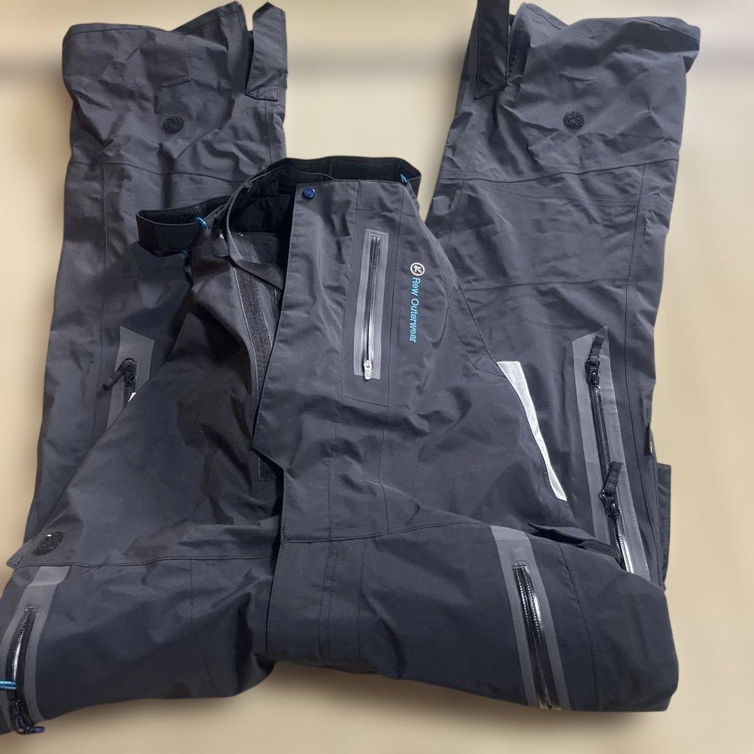 REW 22-23 スノーボードウェア　上下セット