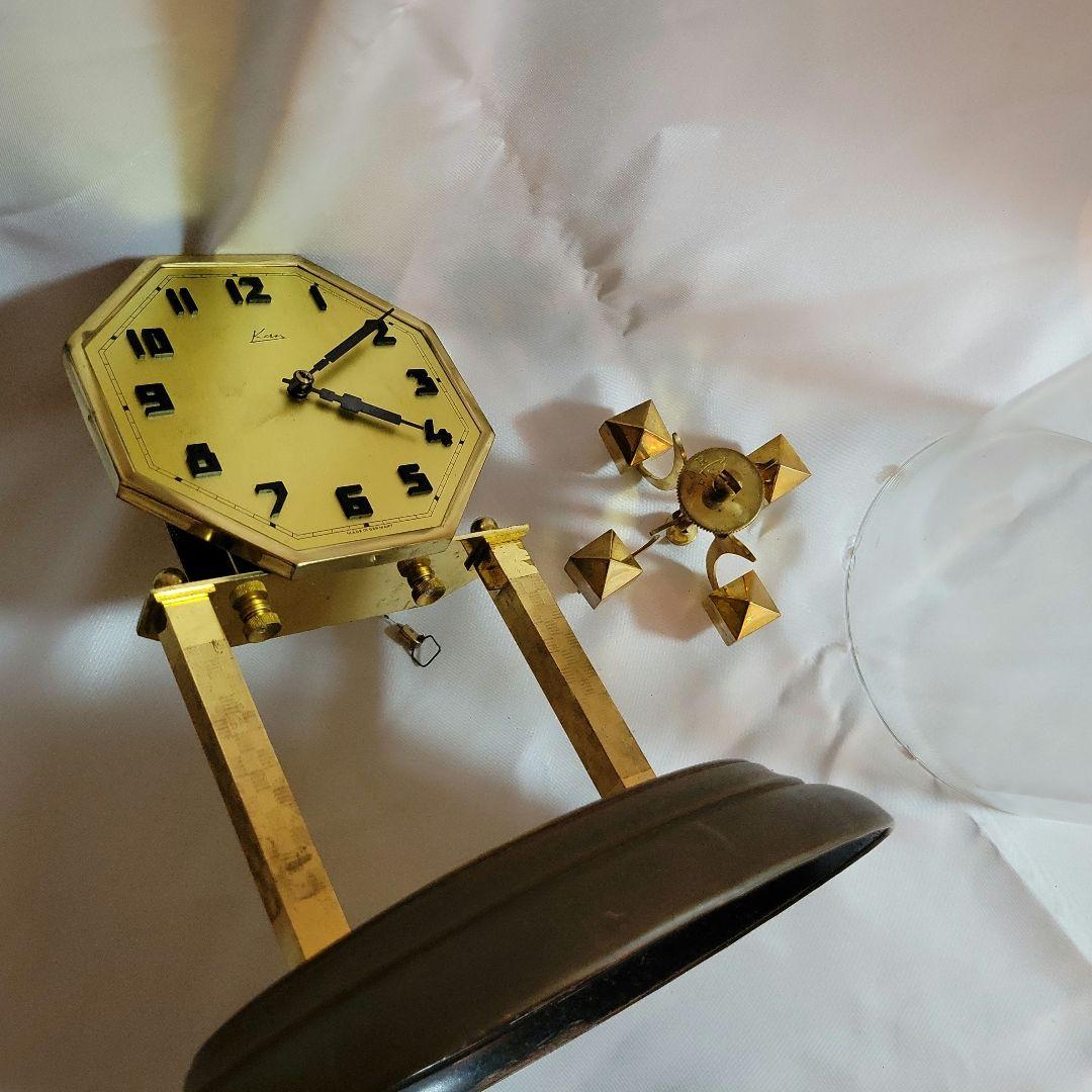 ヴィンテージ時計　ドイツ製 Kern（ケアン）ガラスのドーム　卓上時計　置時計