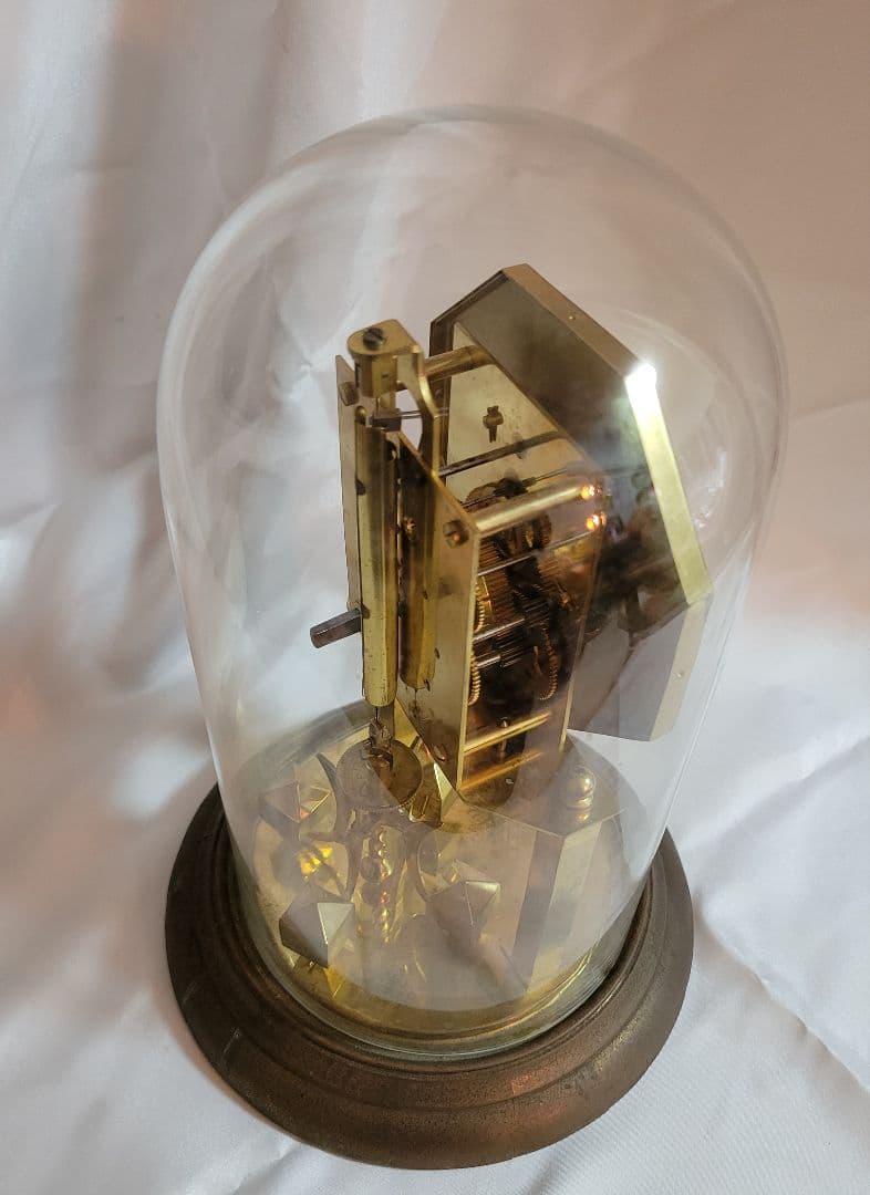 ヴィンテージ時計　ドイツ製 Kern（ケアン）ガラスのドーム　卓上時計　置時計