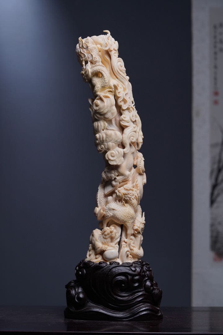 天然マンモス牙美しい手作り彫刻竜生九子 置物