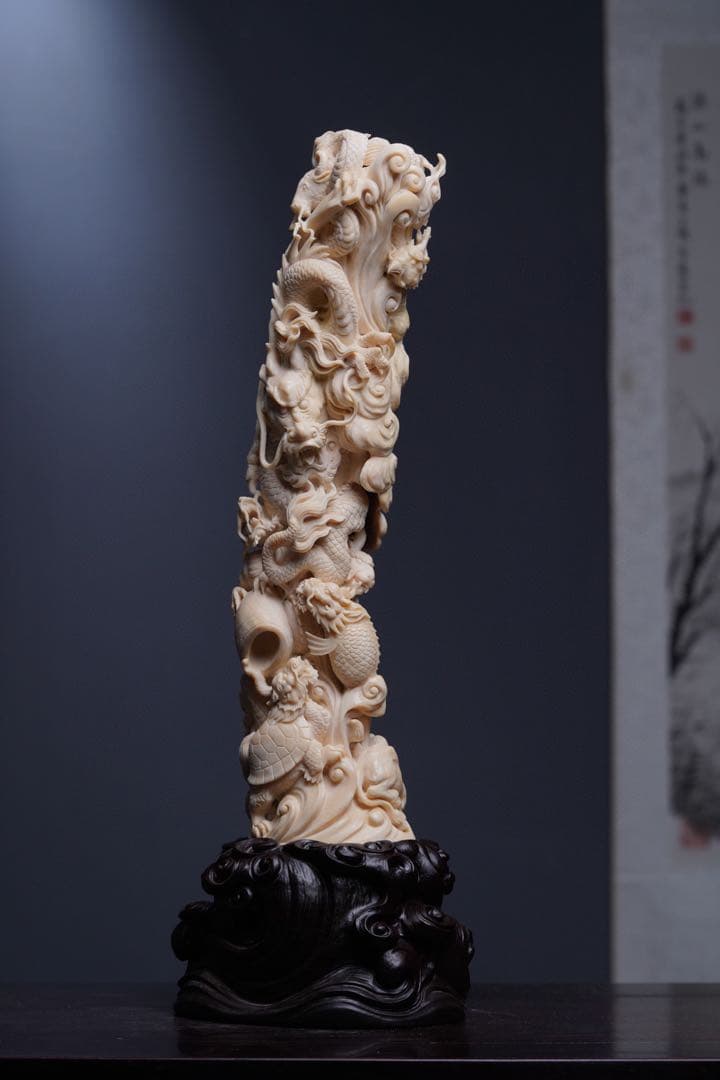 天然マンモス牙美しい手作り彫刻竜生九子 置物