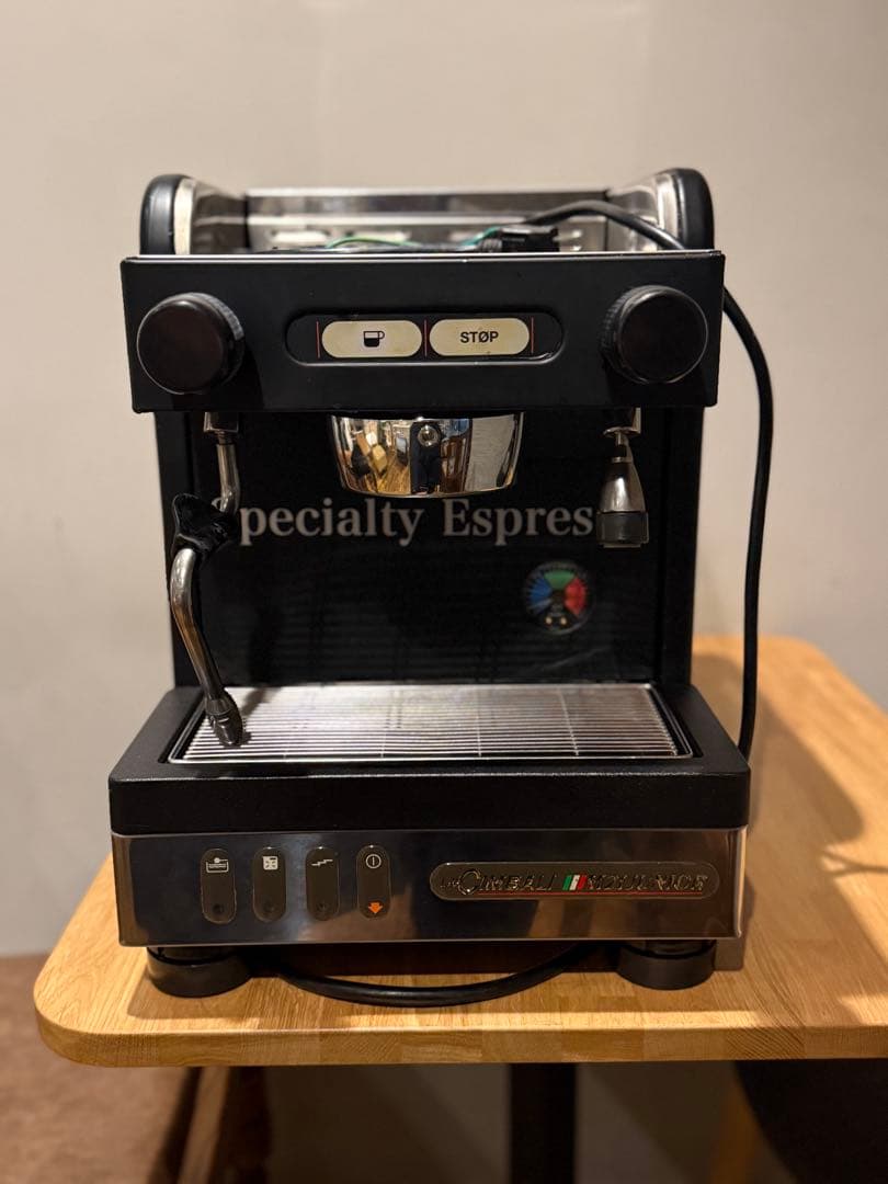 【25日まで値引き中】エスプレッソマシンM21JU-S/1 LA CIMBALI