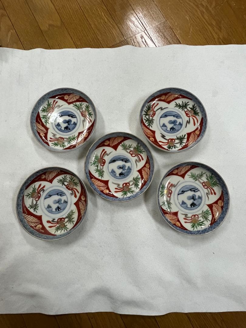 江戸時代？古伊万里　色絵小皿　5枚　1枚カケあり
