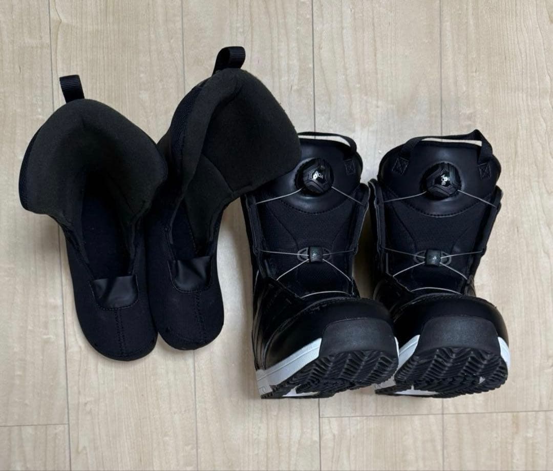 SALOMON スノーボードビンディング THE FUTUREとブーツセット