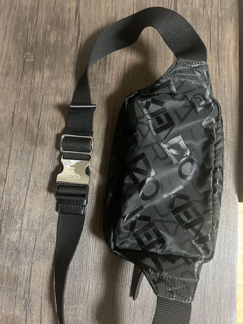 KENZO ボディバッグ ウエストポーチ メンズ レディース ナイロン ブラック