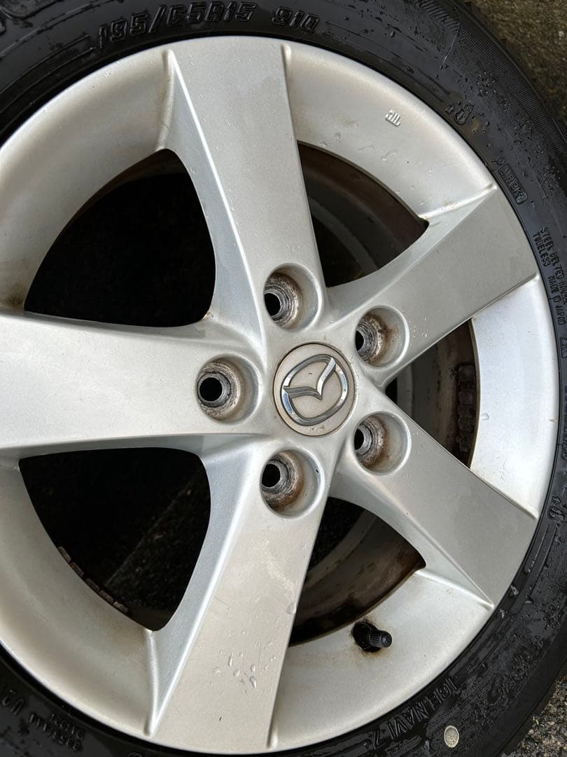 送料込み スタッドレス195/65/R15 GOODYEAR 2022年製