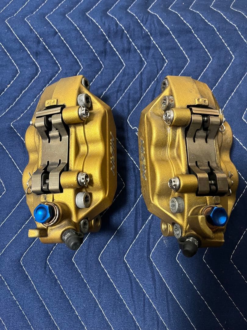 ニッシン　NISSIN ブレーキキャリパー 左右　CB400SF