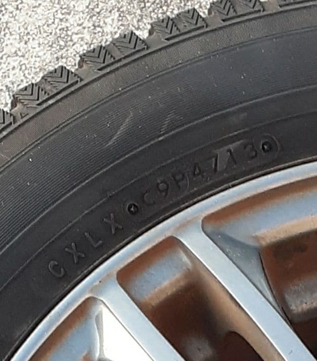 お買得！スタッドレスタイヤ 185/65R15 ホイール付き ４本セット