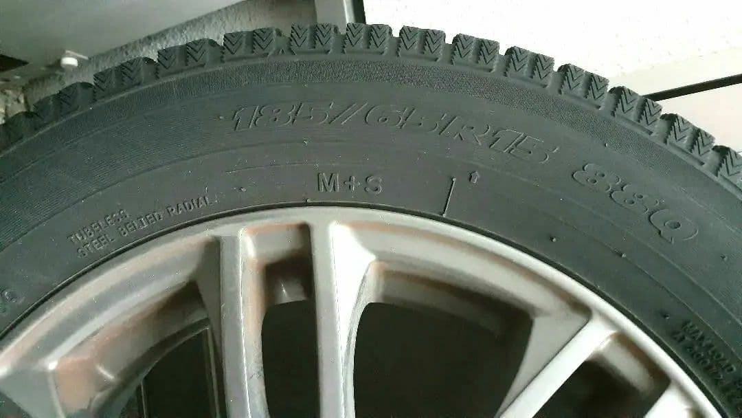 お買得！スタッドレスタイヤ 185/65R15 ホイール付き ４本セット