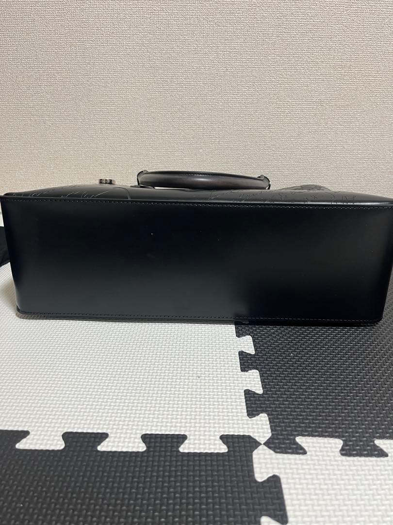 ベルルッティ　トゥジュール　トートバッグ　日本限定モデル　レザー　ブラック