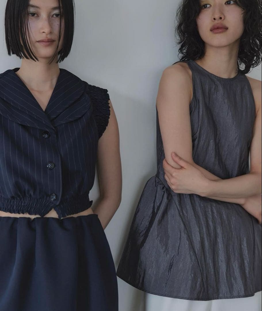 【新品未着用】MEER. AMERICAN SLEEVE FLARE TOP