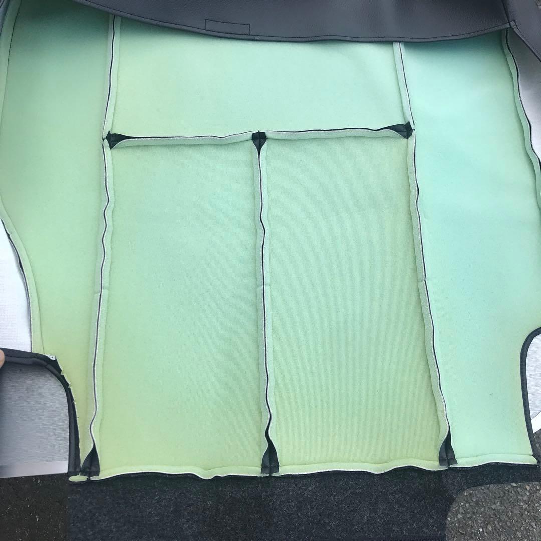 トヨタルーミーシートカバー前後セット