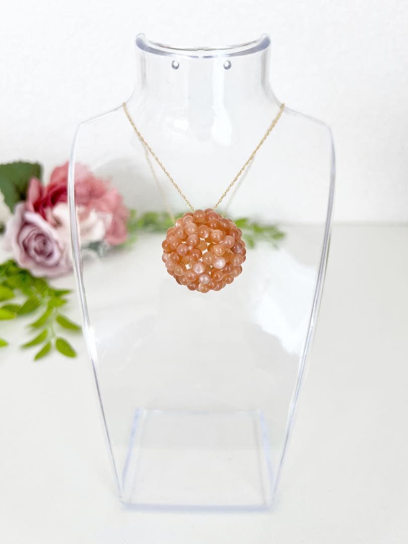 オレンジムーンストーン4mm【フラーレン・ペンダント】