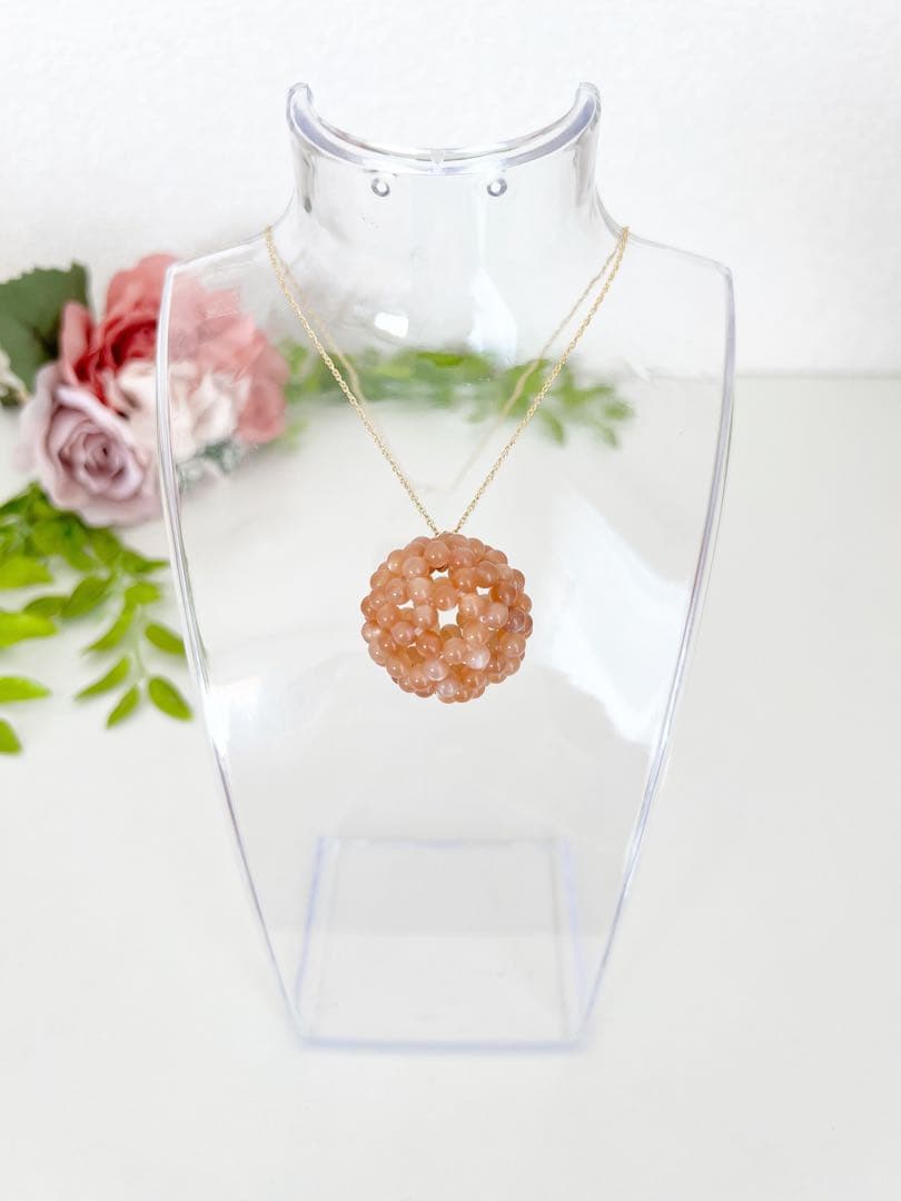 オレンジムーンストーン4mm【フラーレン・ペンダント】