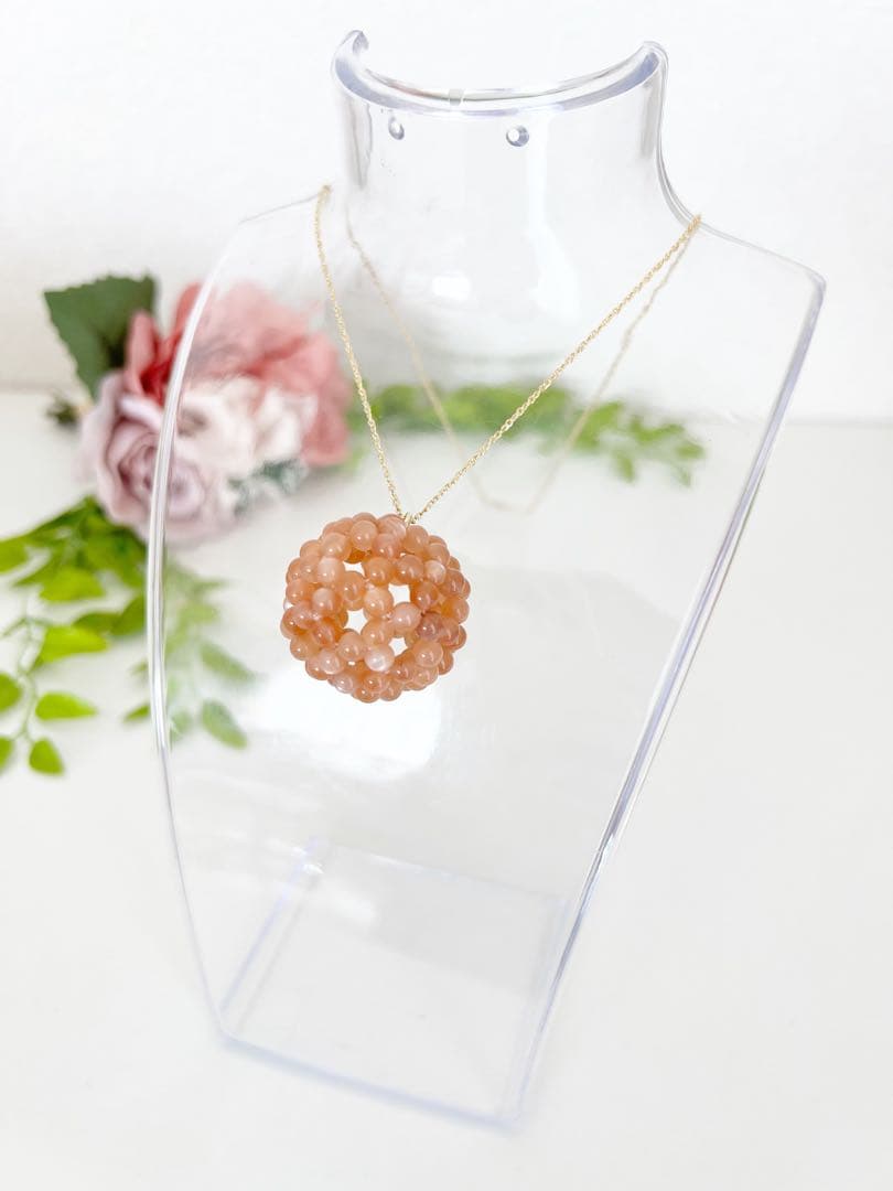 オレンジムーンストーン4mm【フラーレン・ペンダント】