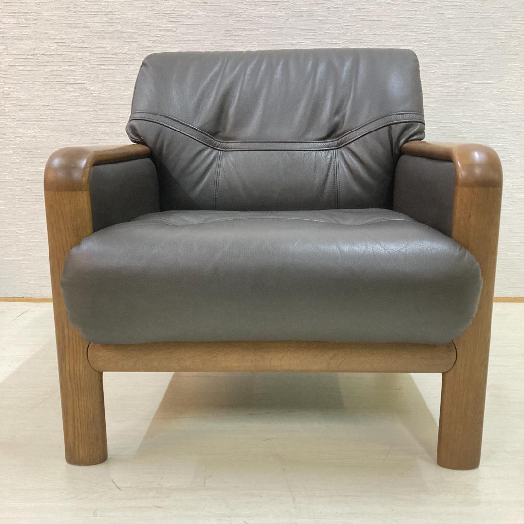 専用【カリモク】本革　一人掛けソファ　シングルソファ　2脚セット アームチェアA