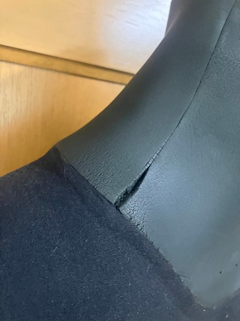 BE WET ウェットスーツ　ピーウェット　ドライスーツ　サーフィン