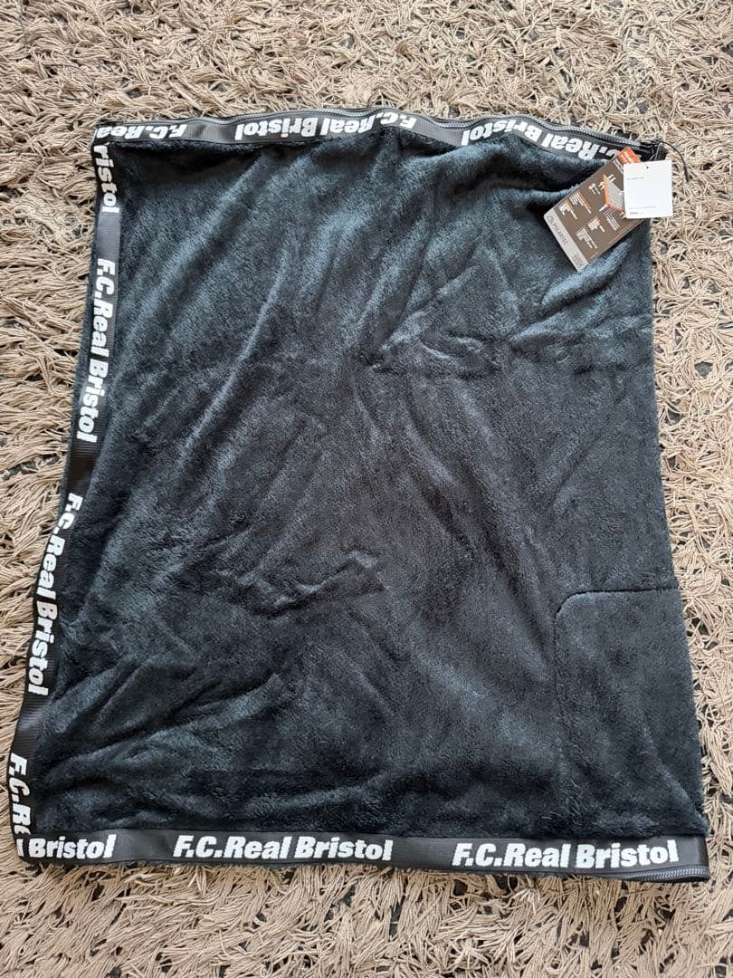 未使用品　FCRB ブランケット　黒　ソフ　soph