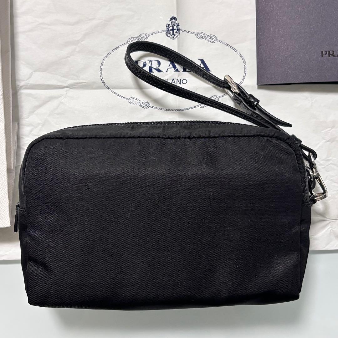 PRADA Re-Nylon 手提げポーチ プラダ