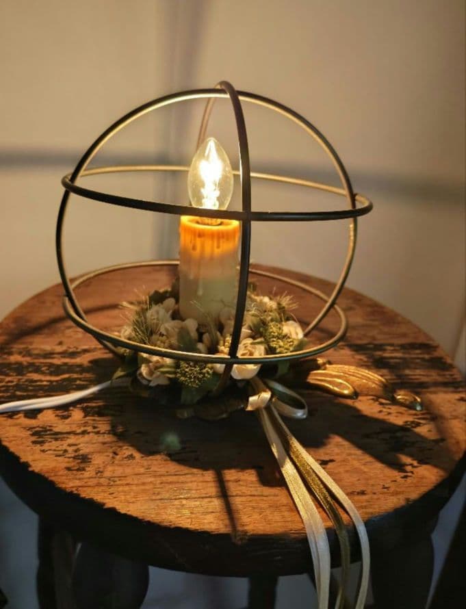 フランスアンティーク✨️キャンドル テーブルランプ　布花リース✩メタルシェード付