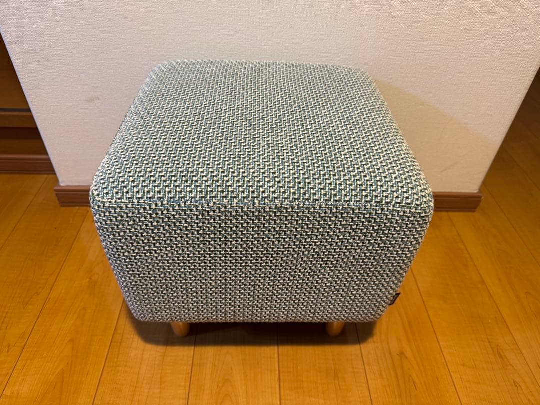 blocco ツイードオットマン 青と緑と白のツイード