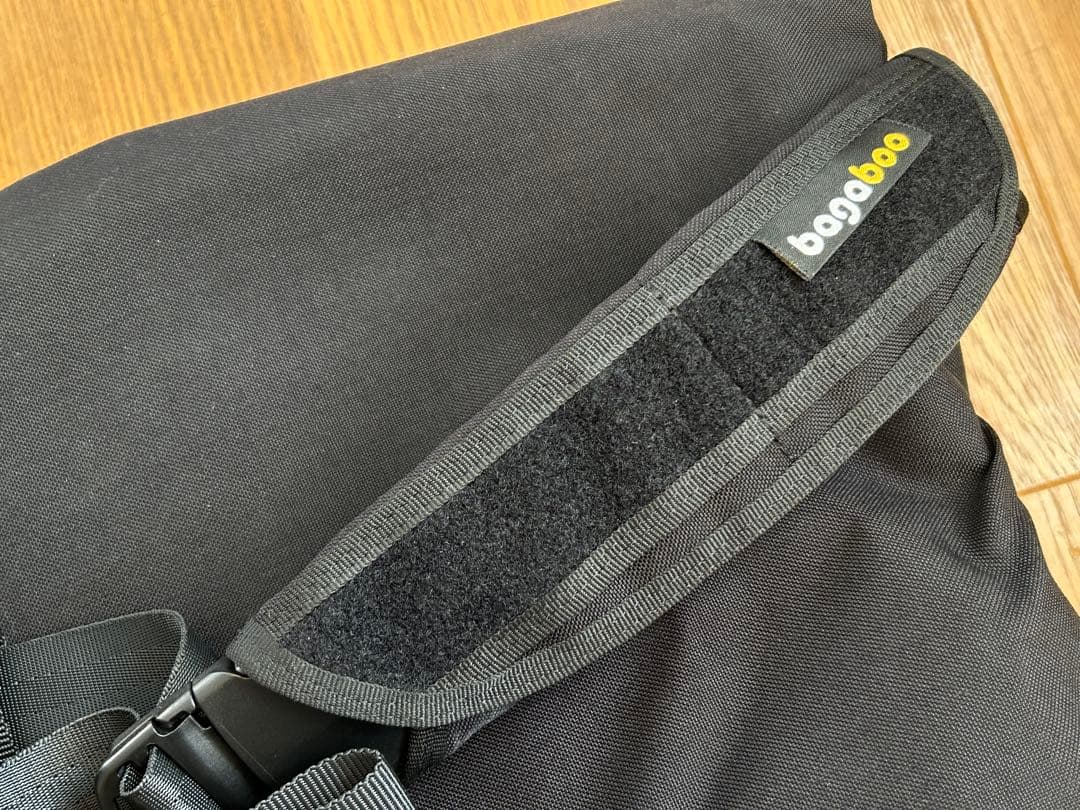 bagaboo ブラック メッセンジャーバッグ