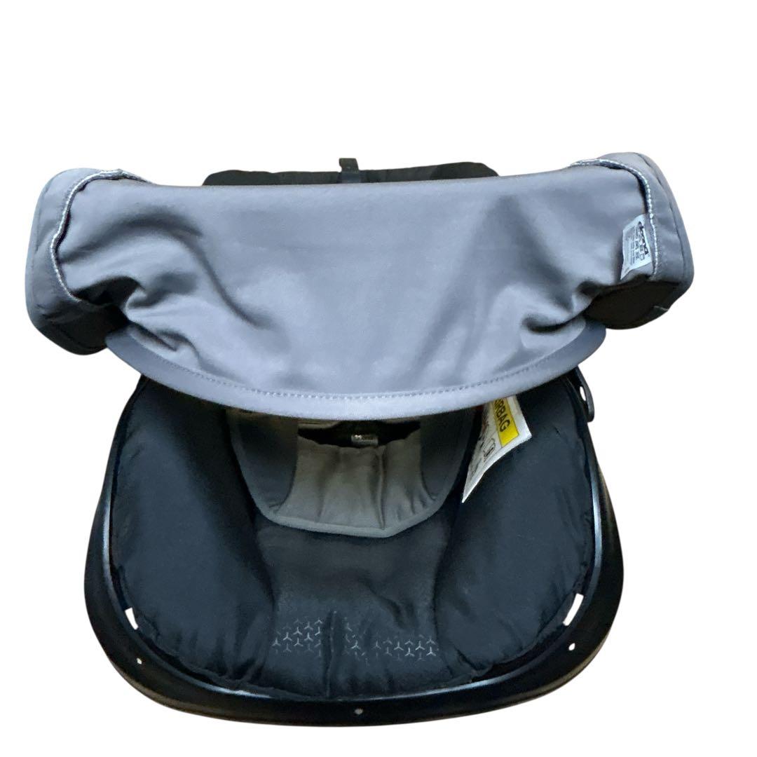 Doona+ ベビーカー&チャイルドシート＋純正ISOFIXベース セット