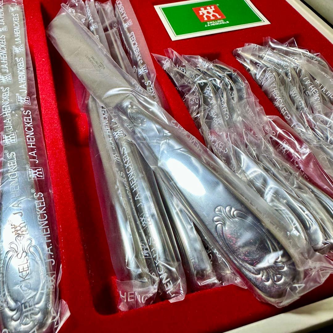 ツヴィリング ヘンケルス カトラリーセット ピロシュカ　ディナーセット 30本