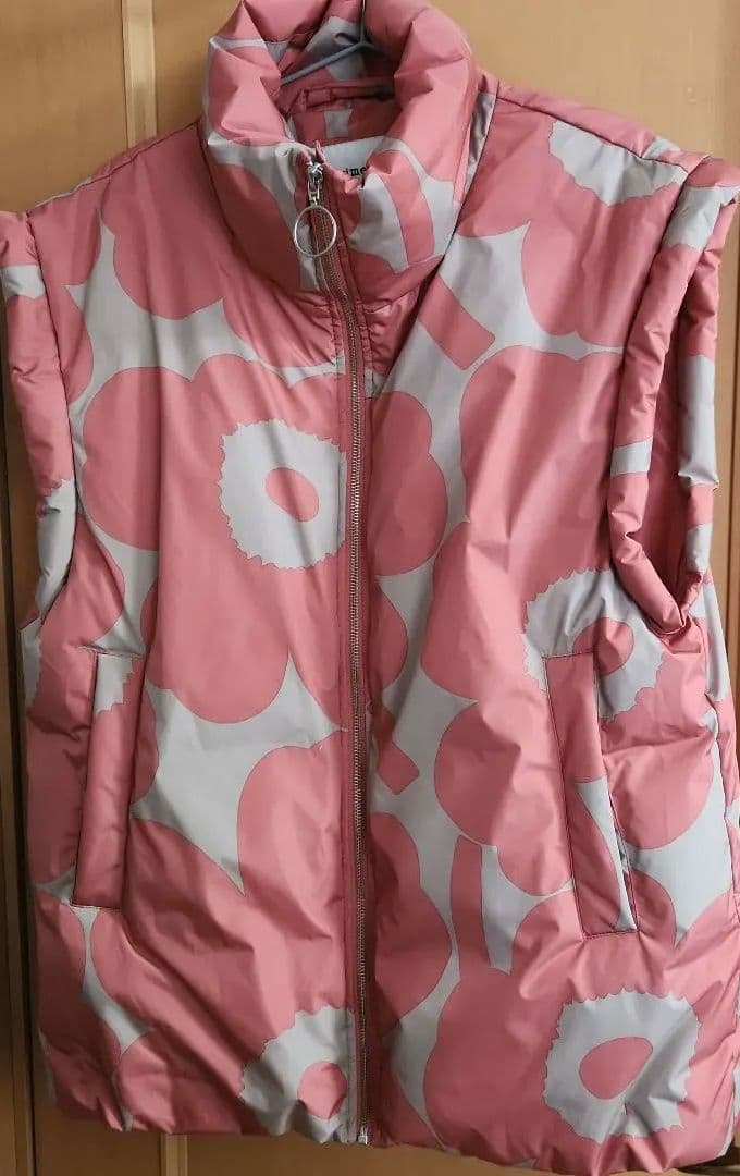 marimekkoマリメッコ⭐ウニッコ ダウンベストS