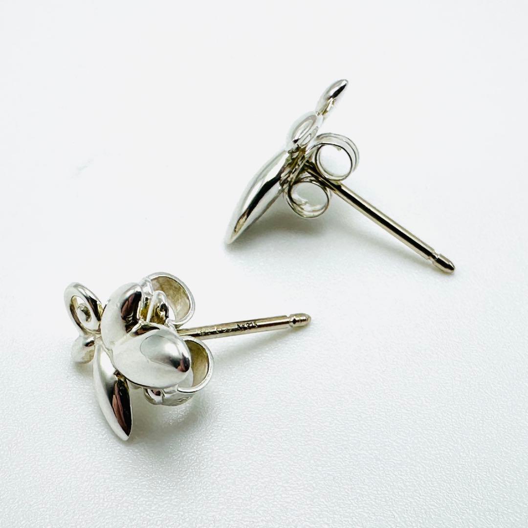 Tiffany オリーブ　リーフ　シルバーピアス　Ag925 キャッチ片方社外