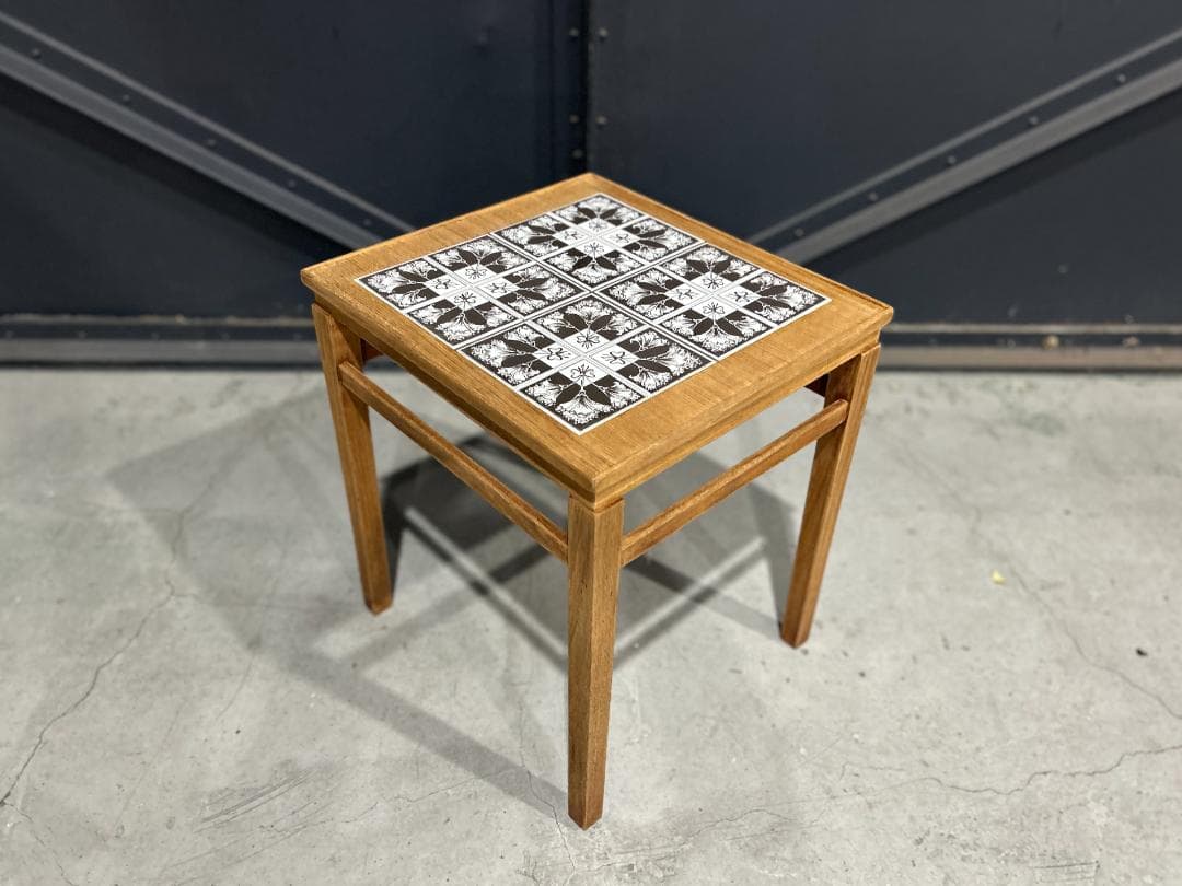 【北欧ヴィンテージ】サイドテーブル　Gera Mobler / ゲラモブラー