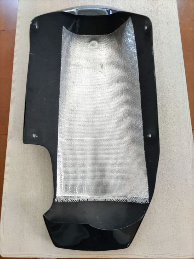 まる。M Racing アンダーカウル