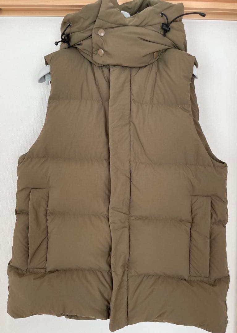 ジャーナルスタンダード　ダウンベスト　カーキ　ブラウン　ベイクルーズ