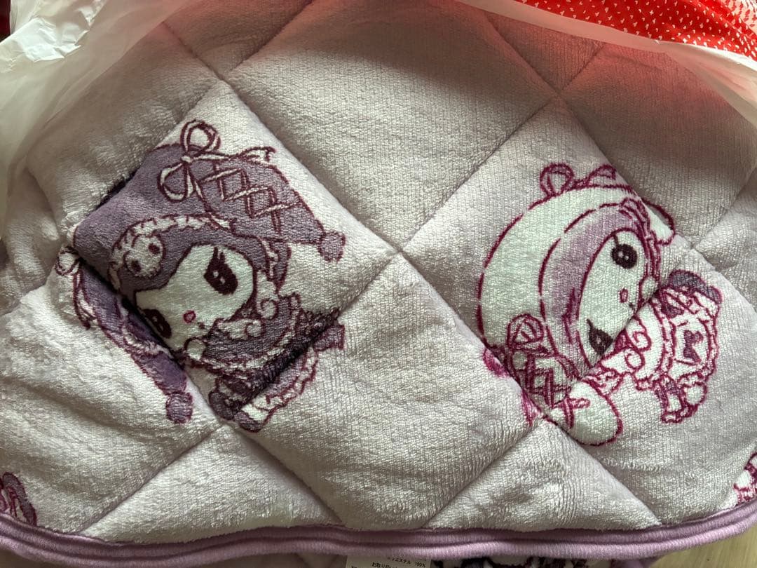 月夜のメロクロ 敷きパッド しまむら　メロクロ