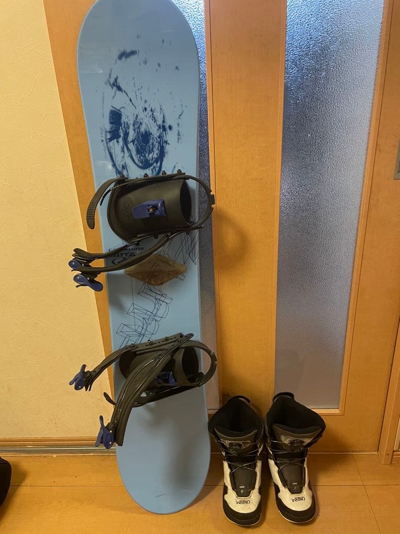 ZUMA スノーボードフルセット　128センチ　ブーツ22.5から23.5 子供