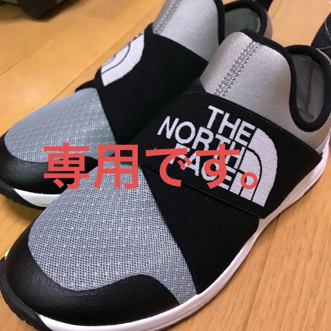 THE NORTH FACE スニーカー Traverse Low III G…