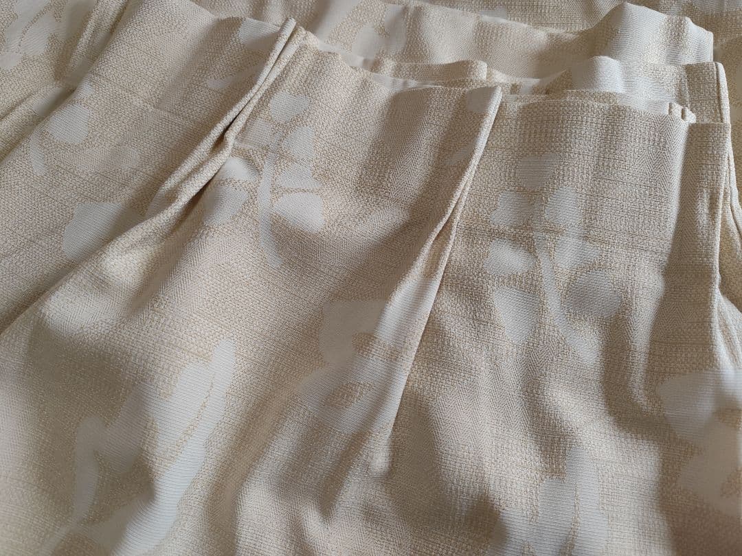 サンゲツ　オーダーカーテンわけあり2枚組 186×234　ベージュ　アンティーク