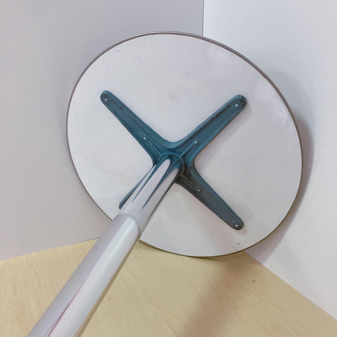 ラウンドテーブル　ダイナーテーブル　円形　アルミ　ダイニングテーブル