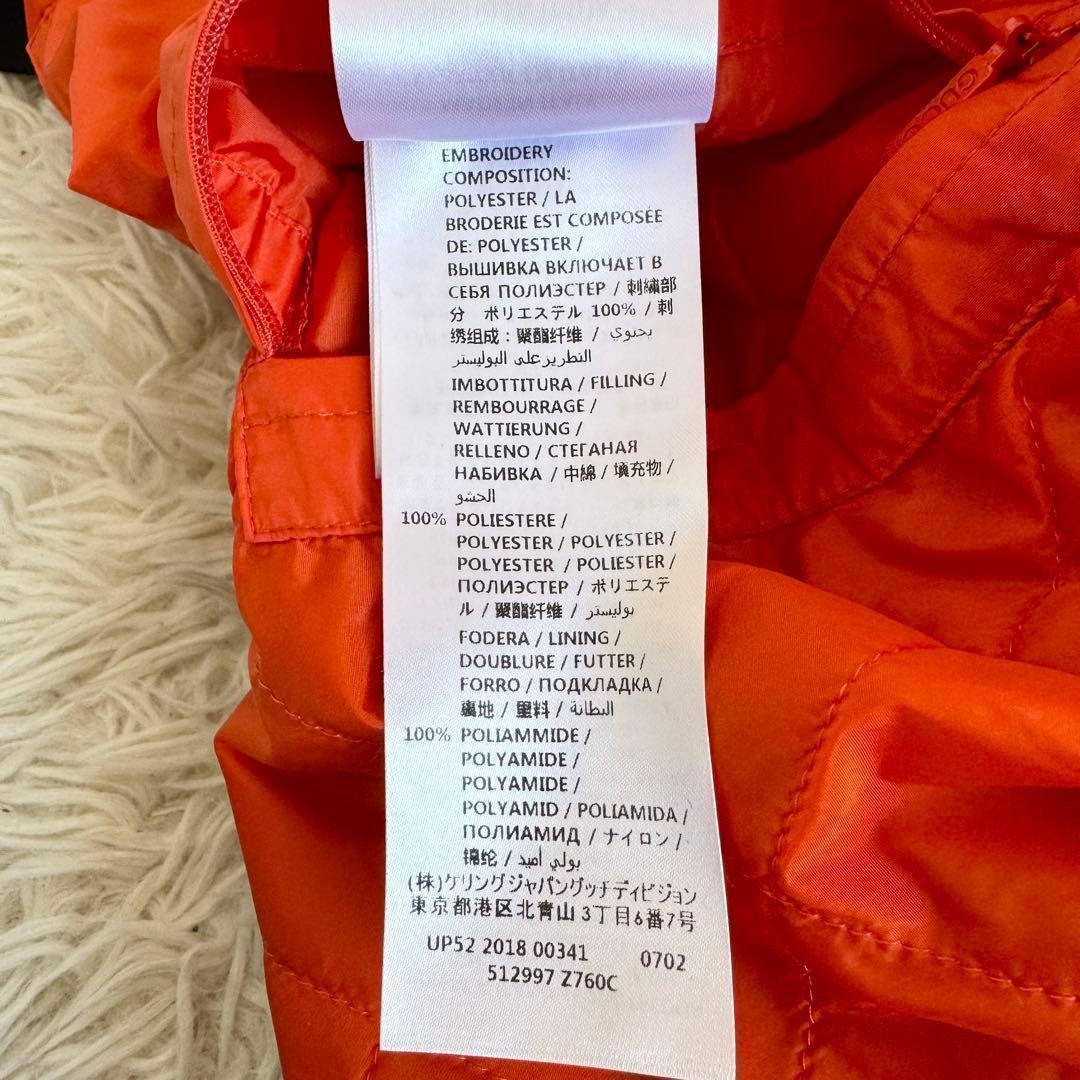 美品　XL相当　グッチ　ナイロンコート　ロゴワッペン　キルティング　フード　黒