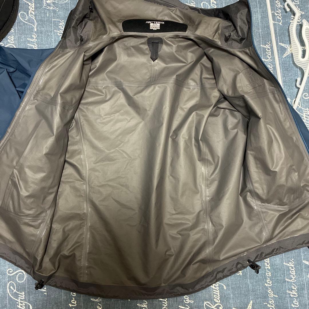 M アークテリクス ベータSLジャケット　Nocturne 美品　ノクターン