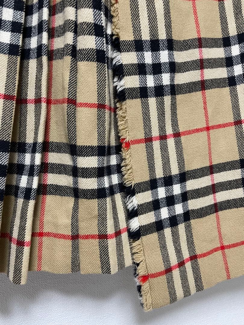 チェック柄プリーツスカート サイドバックル付き BURBERRY