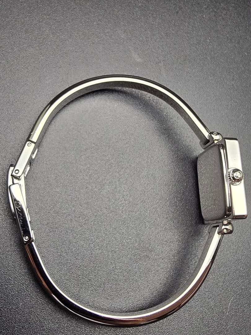 電池交換済 研磨済 グッチ GUCCI 1900L ブルーサンレイ文字盤