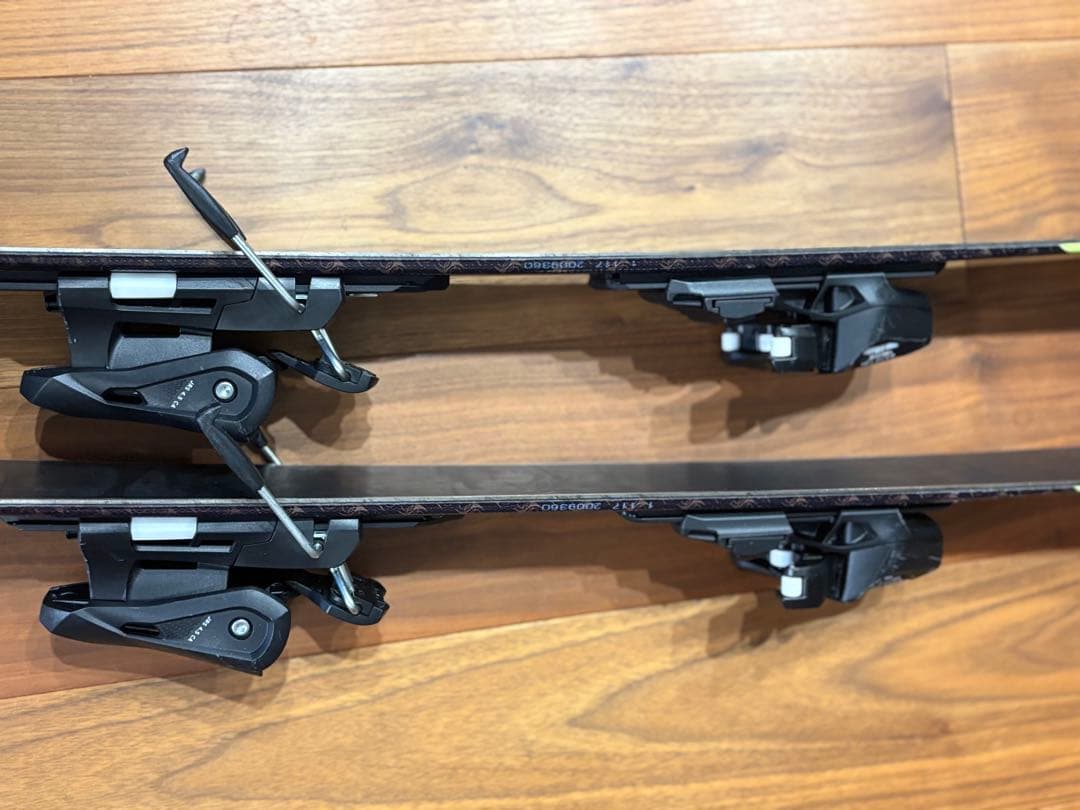 HART QUESTセット (スキー板117㎝&ストック)