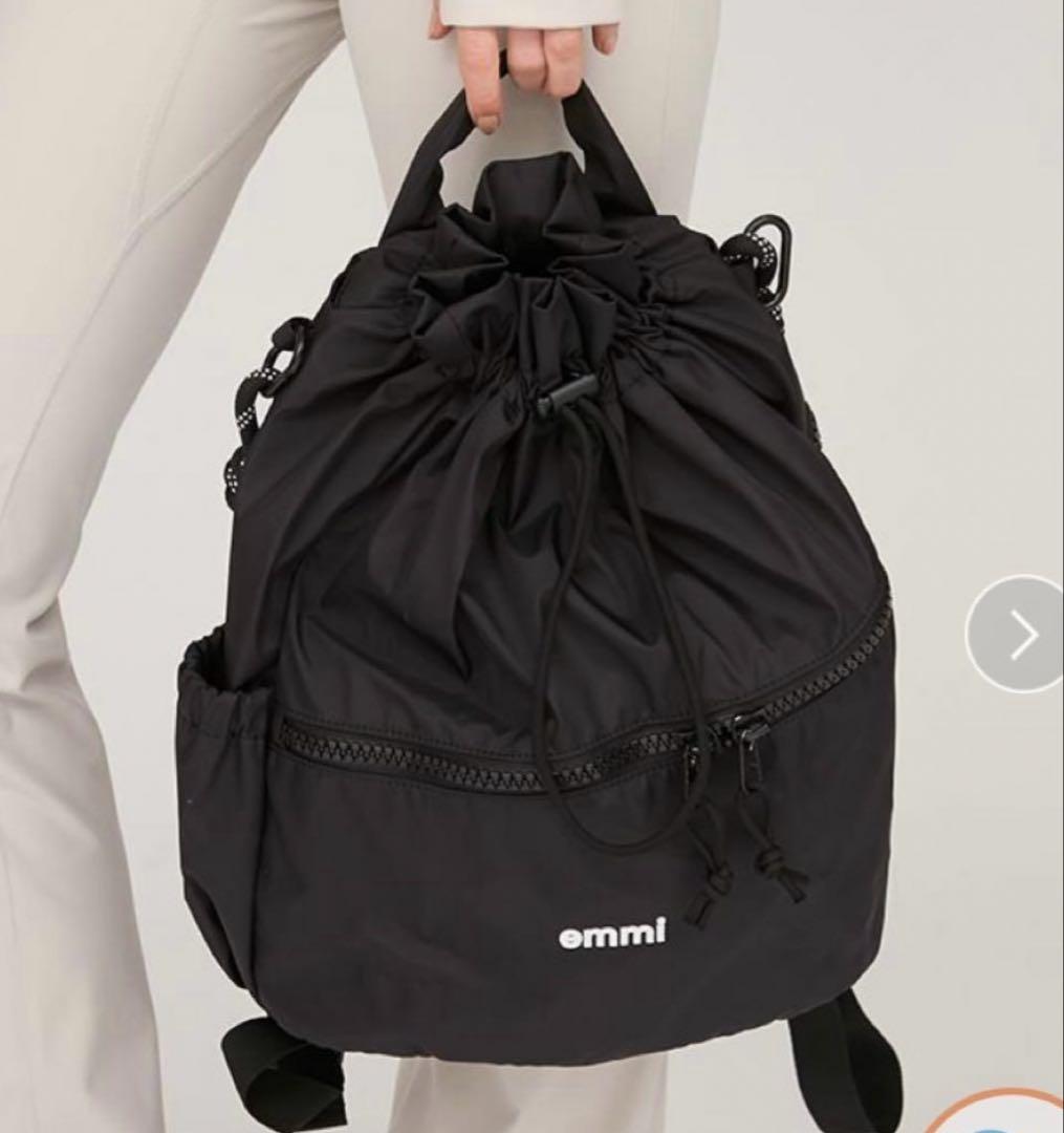 エミ emmi 【限定カラー】撥水 emmiロゴマルチバックパック （BLK）