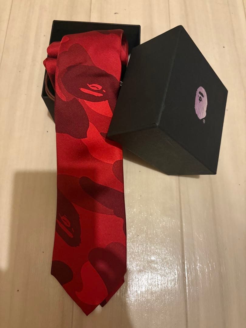 ス*オ様 MR.BATHING APE カモ柄 camo ネクタイ
