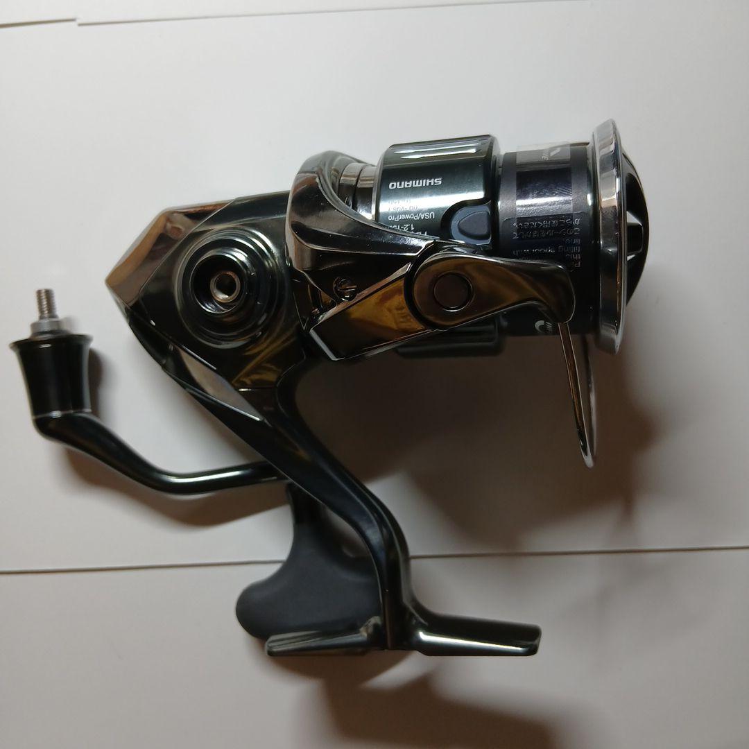 シマノステラ3000M HG　新品未使用