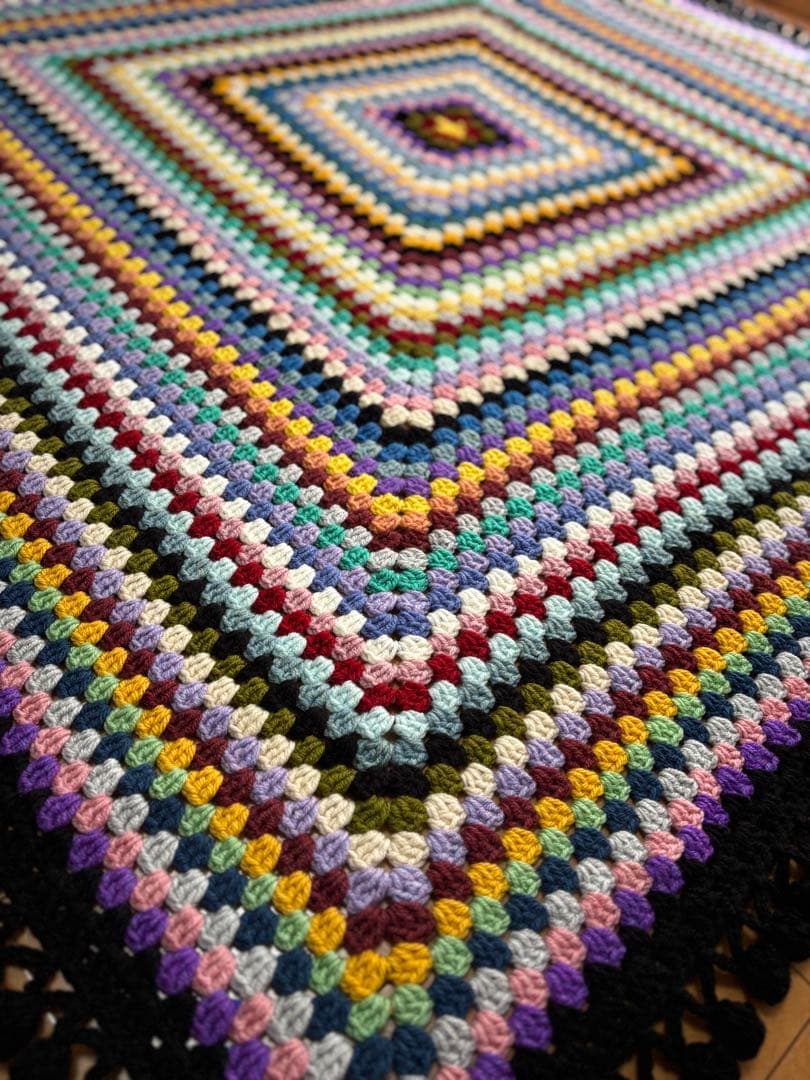 手編み　グラニースクエア　マルチカバー　こたつカバー